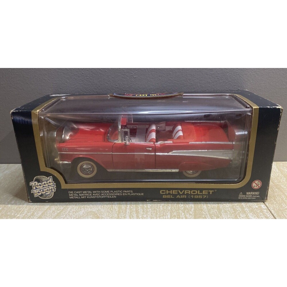 Road Tough 1957 Chevy Bel Air Red White Convertible 1:18 Scale Diecast Car 92108